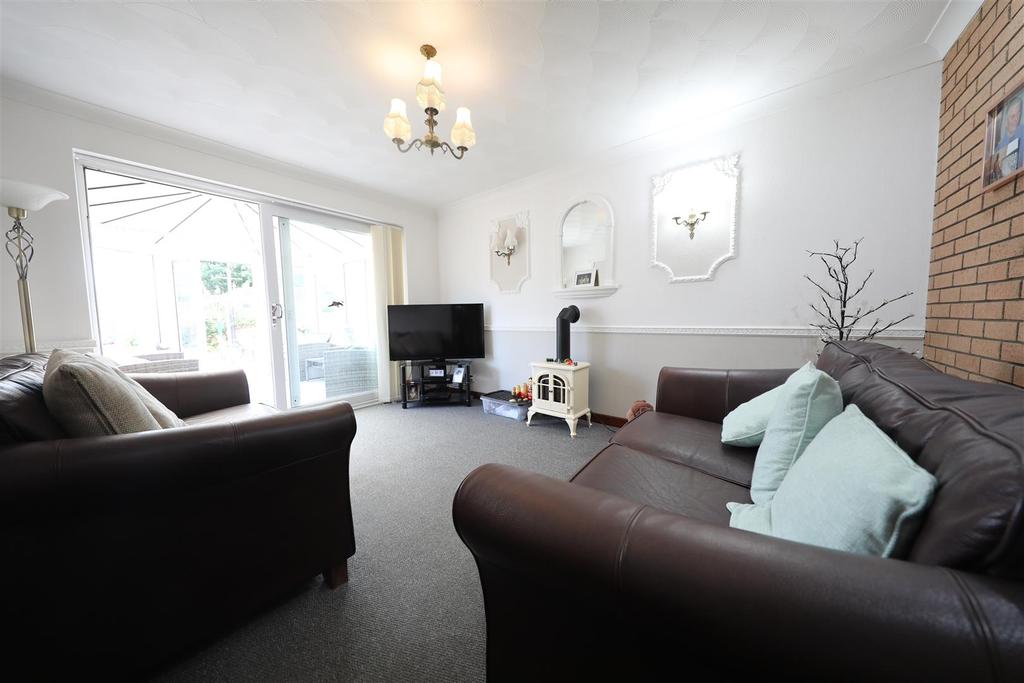 Bond Street, Hedon, Hull 4 bed detached bungalow £425,000
