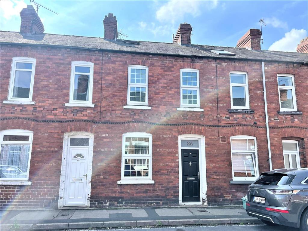 Queen Victoria Street, York 3 bed terraced house £330,000