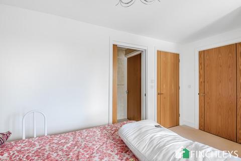 1 bedroom flat for sale - Manderville Court, Darkes Lane, Potters Bar, EN6 1BZ