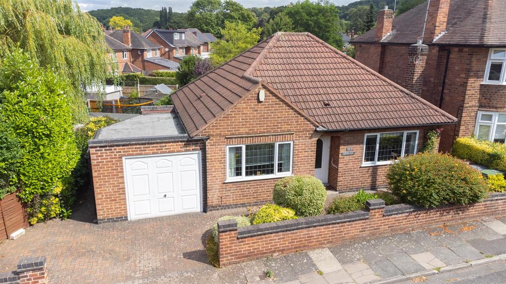 Park Road, Bramcote, Nottingham 2 bed detached bungalow for sale £299,950