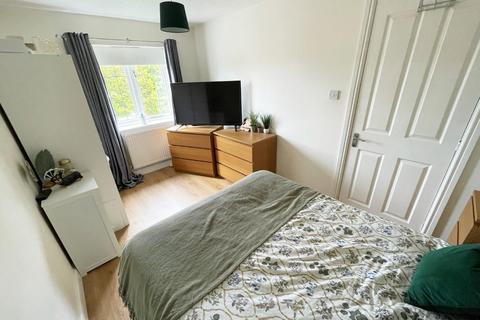 2 Greenfinch Close, Hartlepool, TS26 0SL