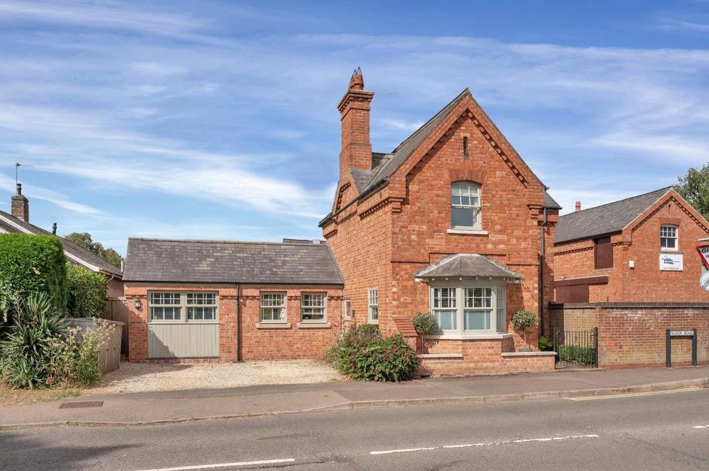 Seaton Road, Uppingham, Oakham 3 bed character property for sale £475,000