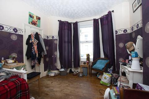 57 Broadmead Road, Folkestone, CT19 5AW