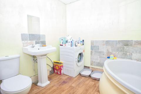 57 Broadmead Road, Folkestone, CT19 5AW