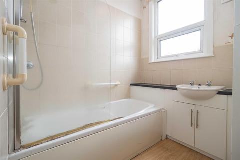 53 Brantingham Road, Whalley Range, Manchester, M16 8PP