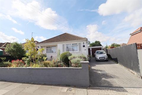3 bedroom detached bungalow for sale - Fraser Close, Chelmsford