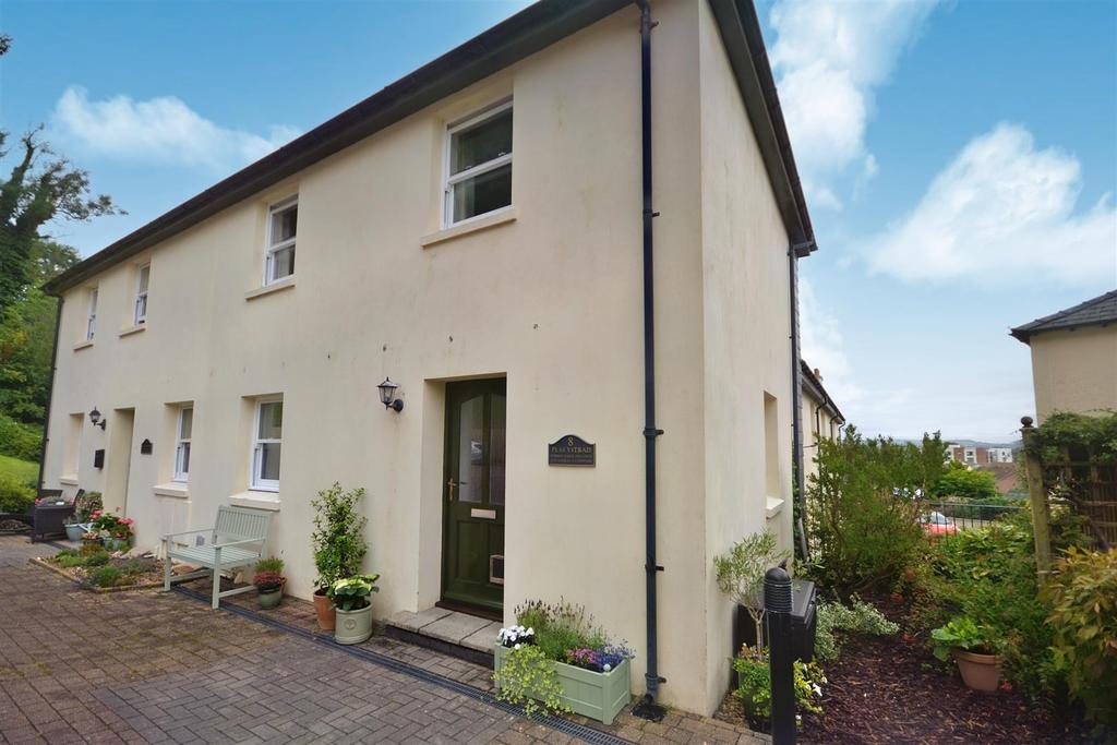 Plas Ystrad, Johnstown, Carmarthen 2 bed terraced house for sale £150,000