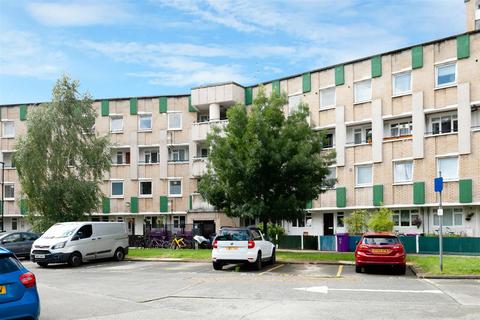 Flat 22, Harold House Mace Street, London, E2 0SS