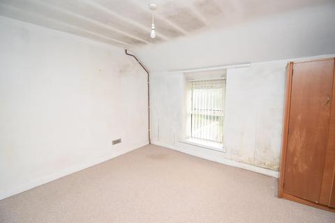 16 Glanllyn, Penrhyndeudraeth, LL48 6BS
