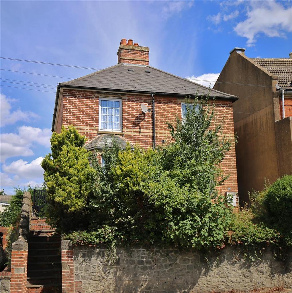 Sevenoaks Road, Borough Green, Kent 3 bed semidetached house £1,450