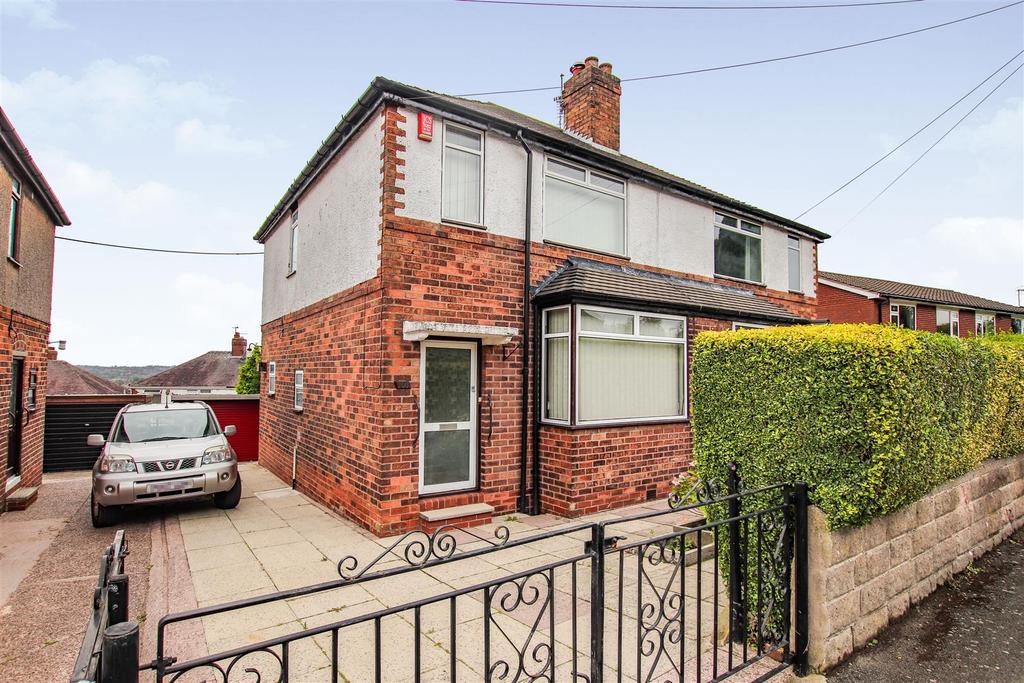 Oaklands Avenue, Wolstanton, Newcastle 2 bed semidetached house £135,000