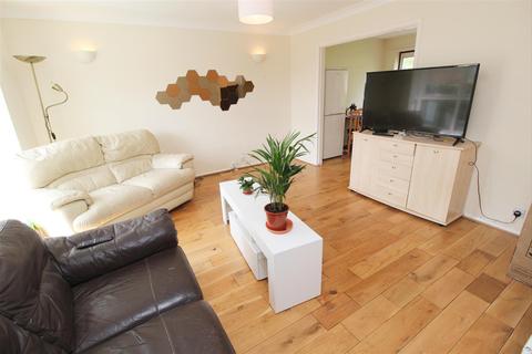 4 Hetton Close, Heelands, Milton Keynes, MK13 7NP