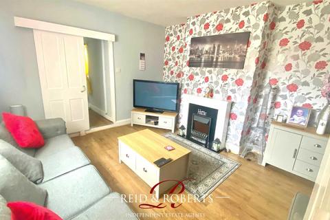 3 bedroom end of terrace house for sale - Brook Street, Mold