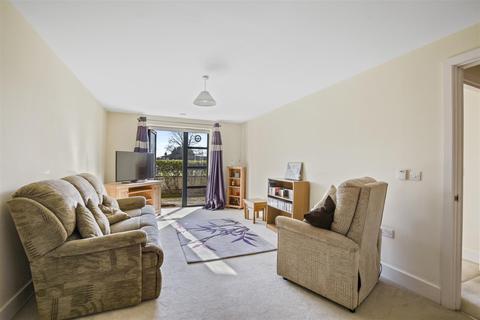 1 bedroom apartment for sale - Centenary Place, 1 Southchurch Boulevard, Southend