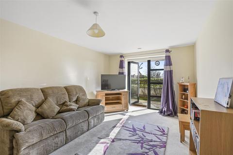 1 bedroom apartment for sale - Centenary Place, 1 Southchurch Boulevard, Southend