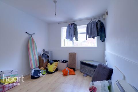 5 Dacre Close, Greenford, UB6 9UQ