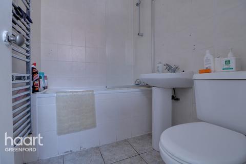 5 Dacre Close, Greenford, UB6 9UQ