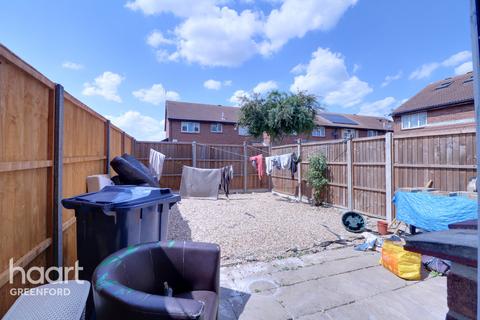 5 Dacre Close, Greenford, UB6 9UQ