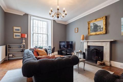 2 bedroom apartment for sale - Royal Crescent, Flat 2, New Town, Edinburgh, EH3 6PZ
