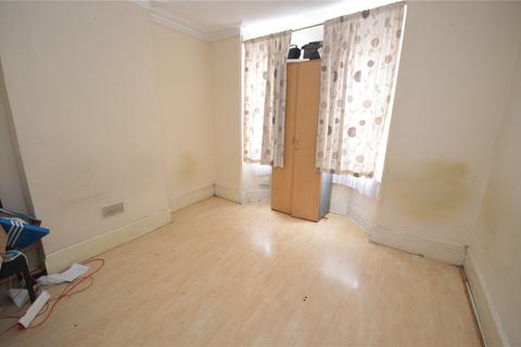 3 bedroom terraced house for sale - Crawley Road, Luton, Bedfordshire, LU1