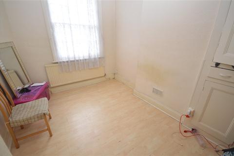 3 bedroom terraced house for sale - Crawley Road, Luton, Bedfordshire, LU1