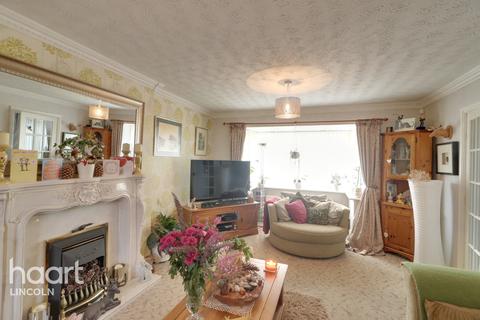 4 bedroom detached house for sale - York Way, Bracebridge Heath