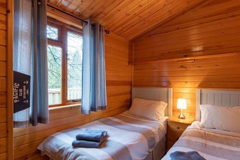 3 bedroom lodge for sale, White Cross Bay Holiday Park & Marina, Ambleside Road, Windermere, LA23