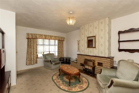 3 bedroom semi-detached house for sale - Milldale Road, Fordhouses, Wolverhampton, West Midlands, WV10