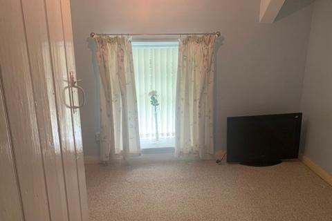 32 Heol Twrch, Lower Cwmtwrch, Swansea, SA9 2TE