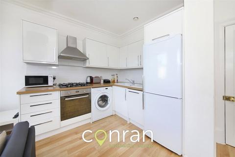 3 bedroom apartment to rent - Frys Court, Greenwich, SE10