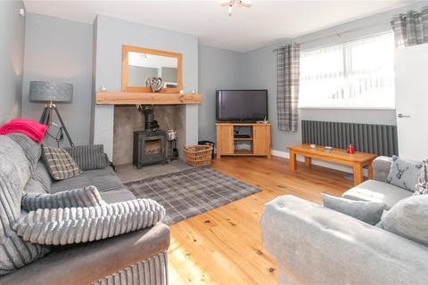 3 bedroom semi-detached house for sale - Lluest, Ystradgynlais, Swansea, SA9