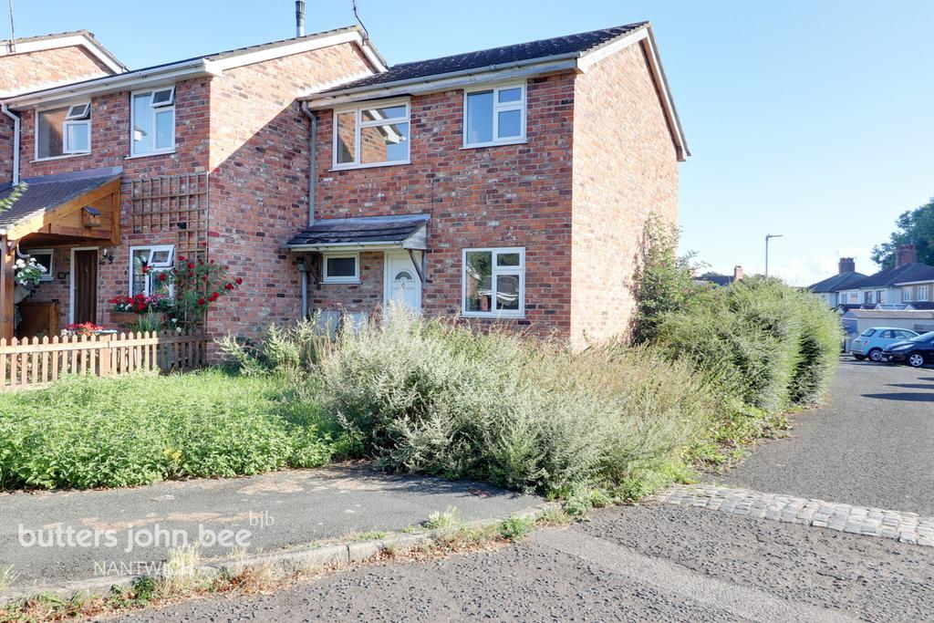 Scaife Road, Nantwich 3 bed end of terrace house £120,000