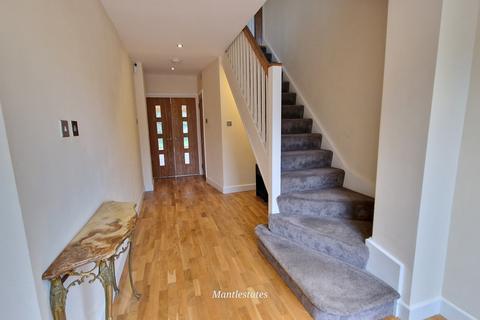 6 bedroom detached house for sale, CLAREMONT ROAD, HADLEY WOOD EN4