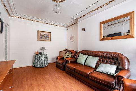 24 Bathfield, Edinburgh, EH6 4EB