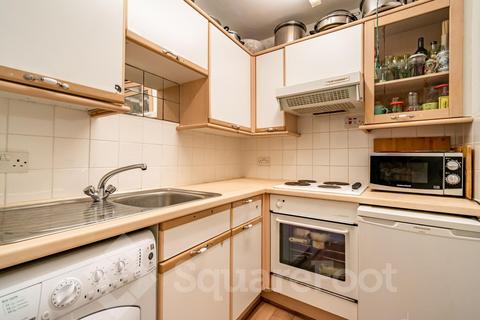 24 Bathfield, Edinburgh, EH6 4EB