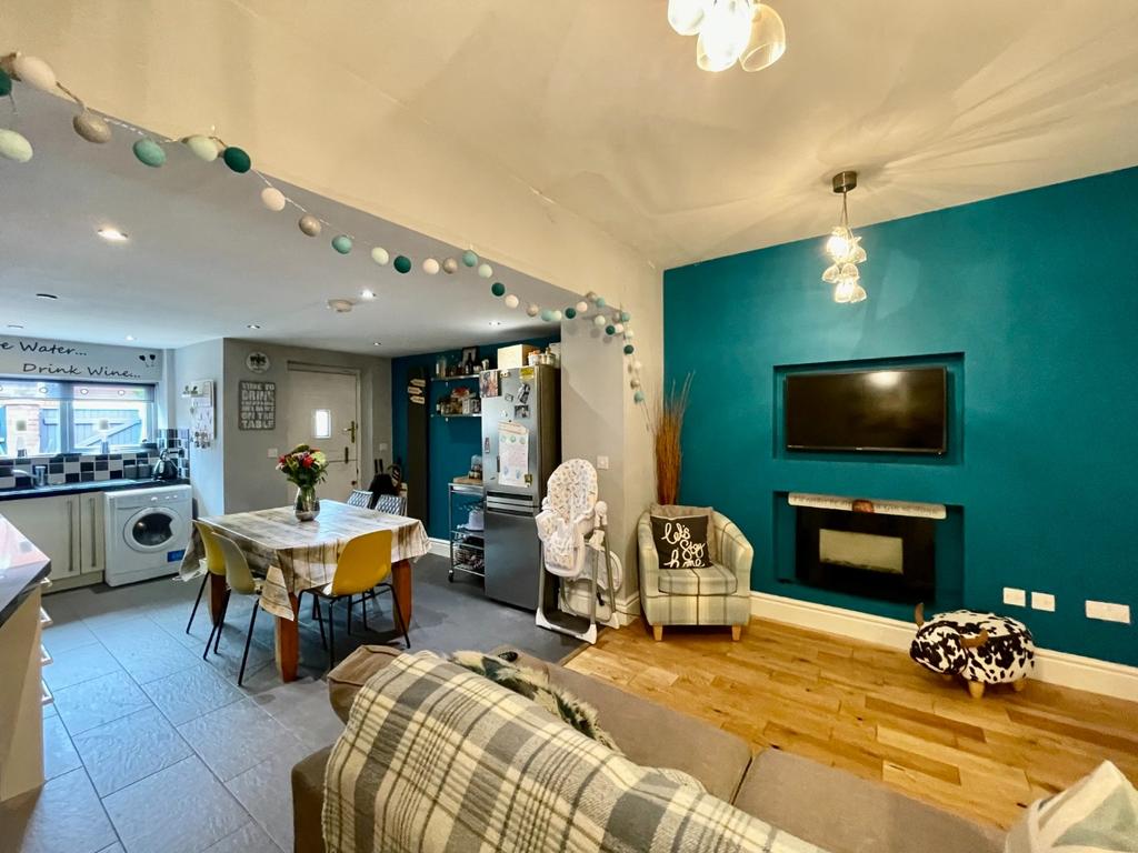 Normanby Street, Bolton, Lancashire... 3 bed terraced house £185,000