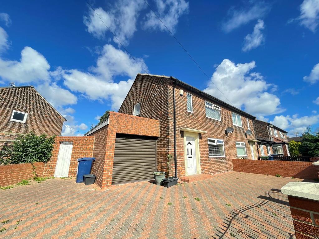 Biddick Hall Drive, West Harton... 2 bed terraced house £125,000
