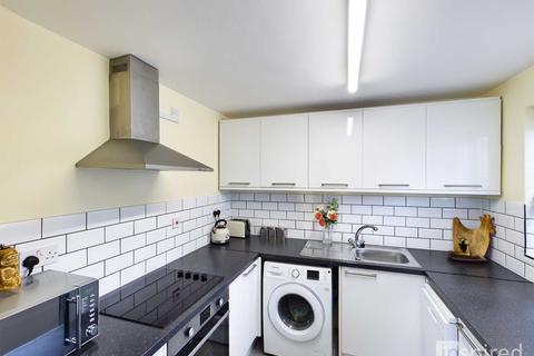 34 Bordeaux Close, Northampton, NN5 6YR