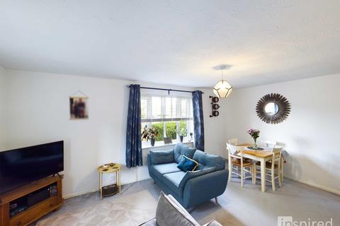 34 Bordeaux Close, Northampton, NN5 6YR