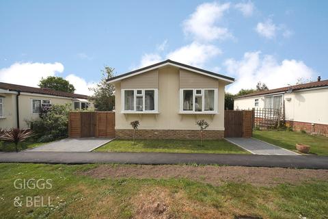 2 bedroom park home for sale - Kingsheath Park, Bower Heath Lane, Harpenden, Hertfordshire, AL5 5EF