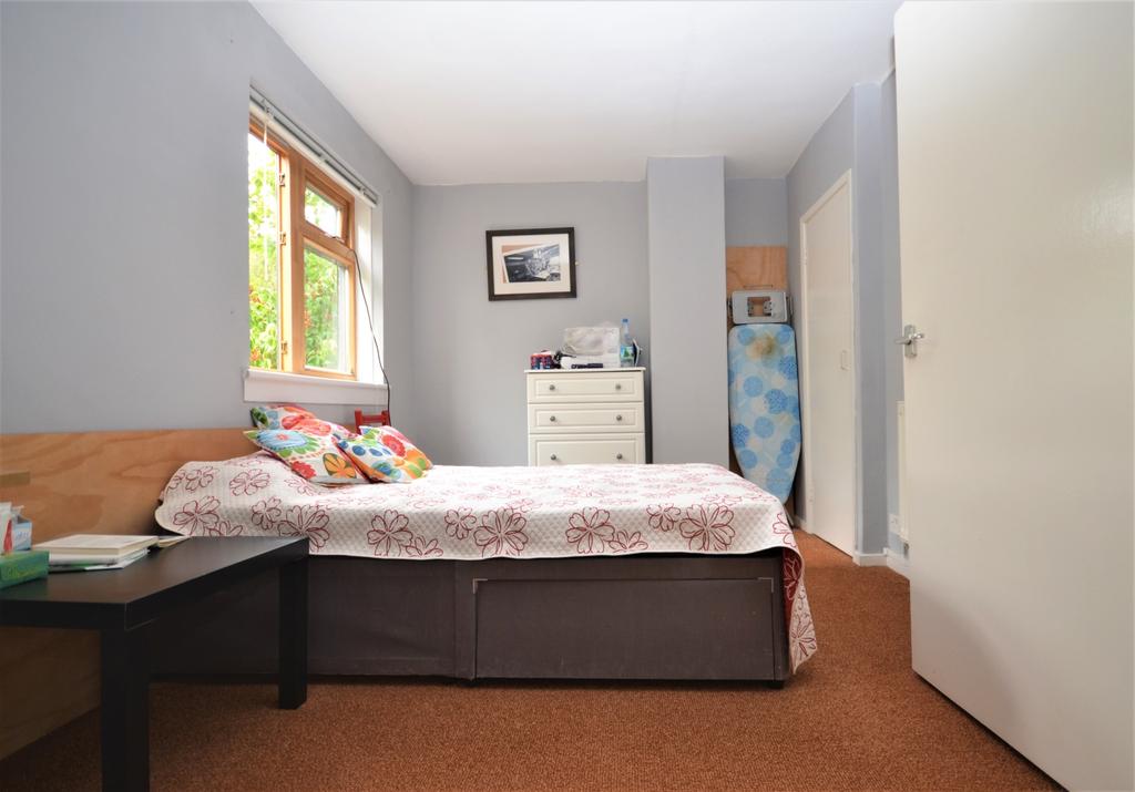 Bedroom teo edit