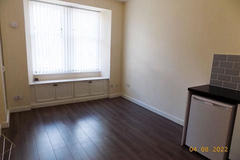 1 bedroom flat to rent, 30 Kilnside Road, Flat 1/2, Paisley, PA1 1RH