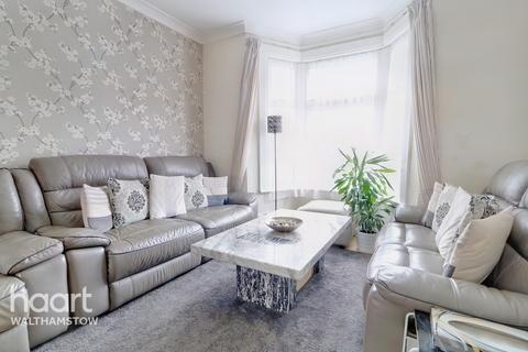 3 bedroom terraced house for sale - Gaywood Road, London