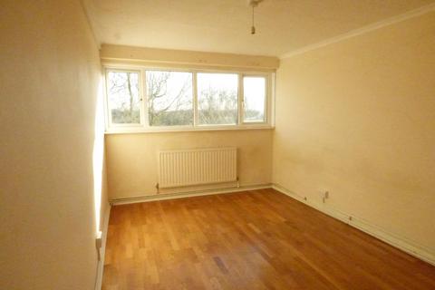 1 bedroom flat to rent, The Knares, Basildon, SS16