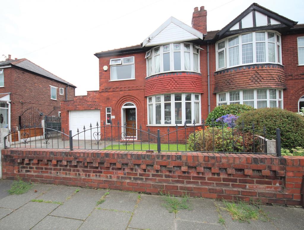 Kings Road Stretford M32 8QN 3 bed semidetached house for sale £350,000