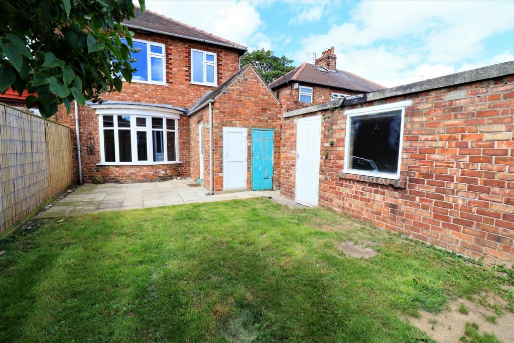 Greenlands Road, Redcar, TS10 3 bed semidetached house £179,995