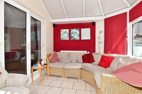 14 Beechcroft Gardens, Ramsgate, CT11 7HE