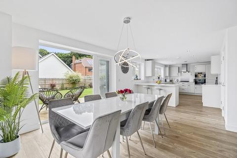 60 Vantage Copse, Bursledon, Southampton, SO31 1ES