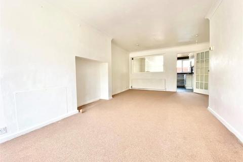 3 bedroom terraced house for sale - Valley Road, Portslade, Brighton, East Sussex, BN41 2TQ
