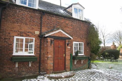 2 bedroom cottage to rent - Courtyard Cottage, Featherstone, Wolverhampton
